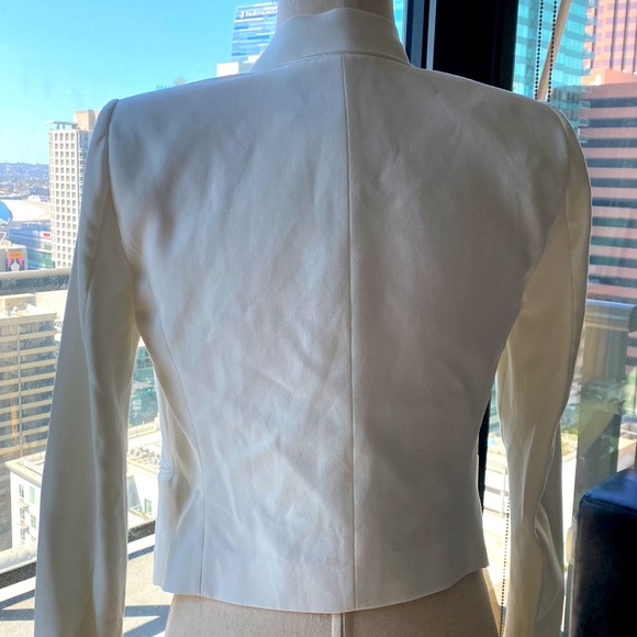 BCBGMaxAzria Geometric Cream white Blazer - XS NEVER WORN - Picture 7 of 10